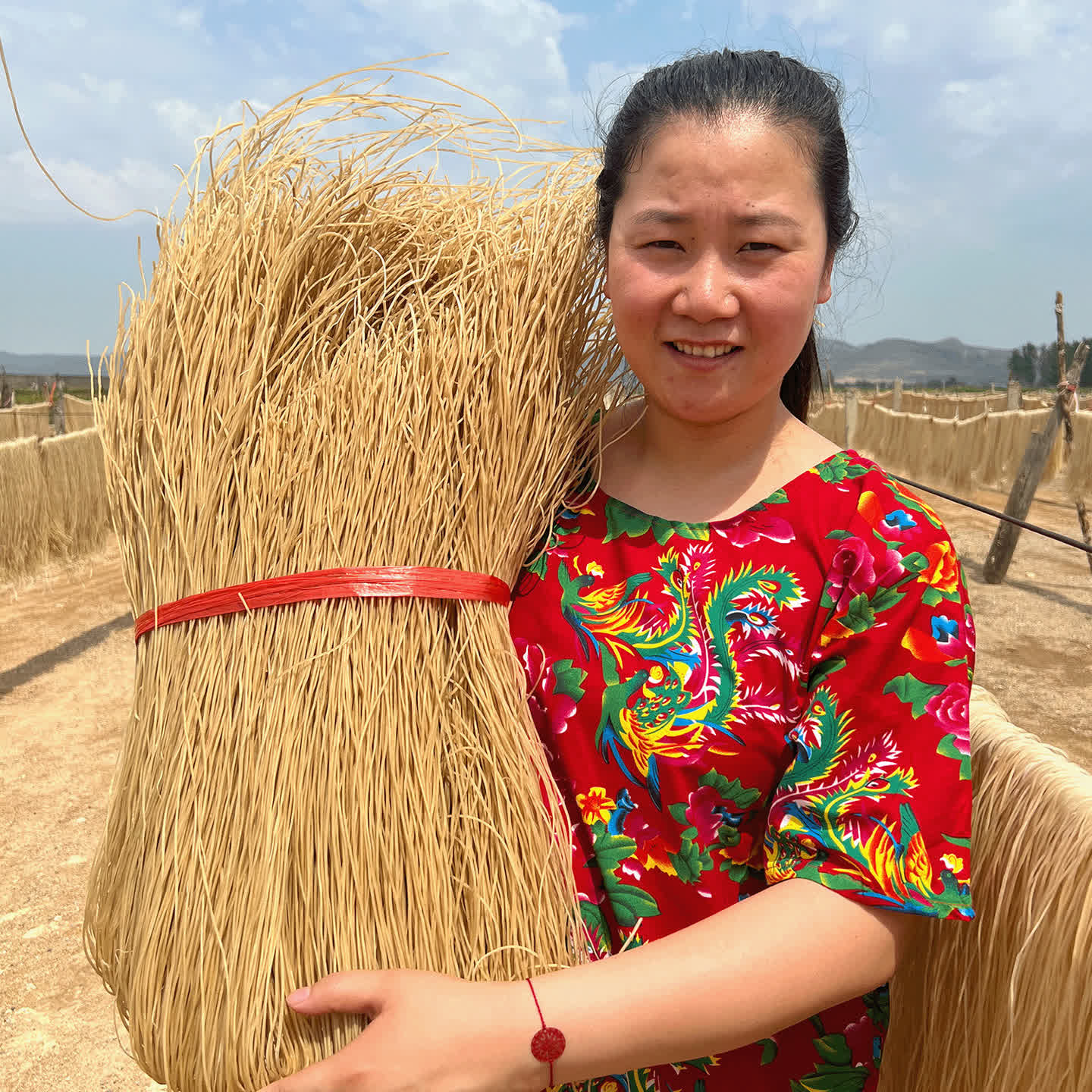 A农家燕子山东枣庄红薯粉条地瓜粉条纯手工粉条48小时自然晾晒 到手价¥48.90