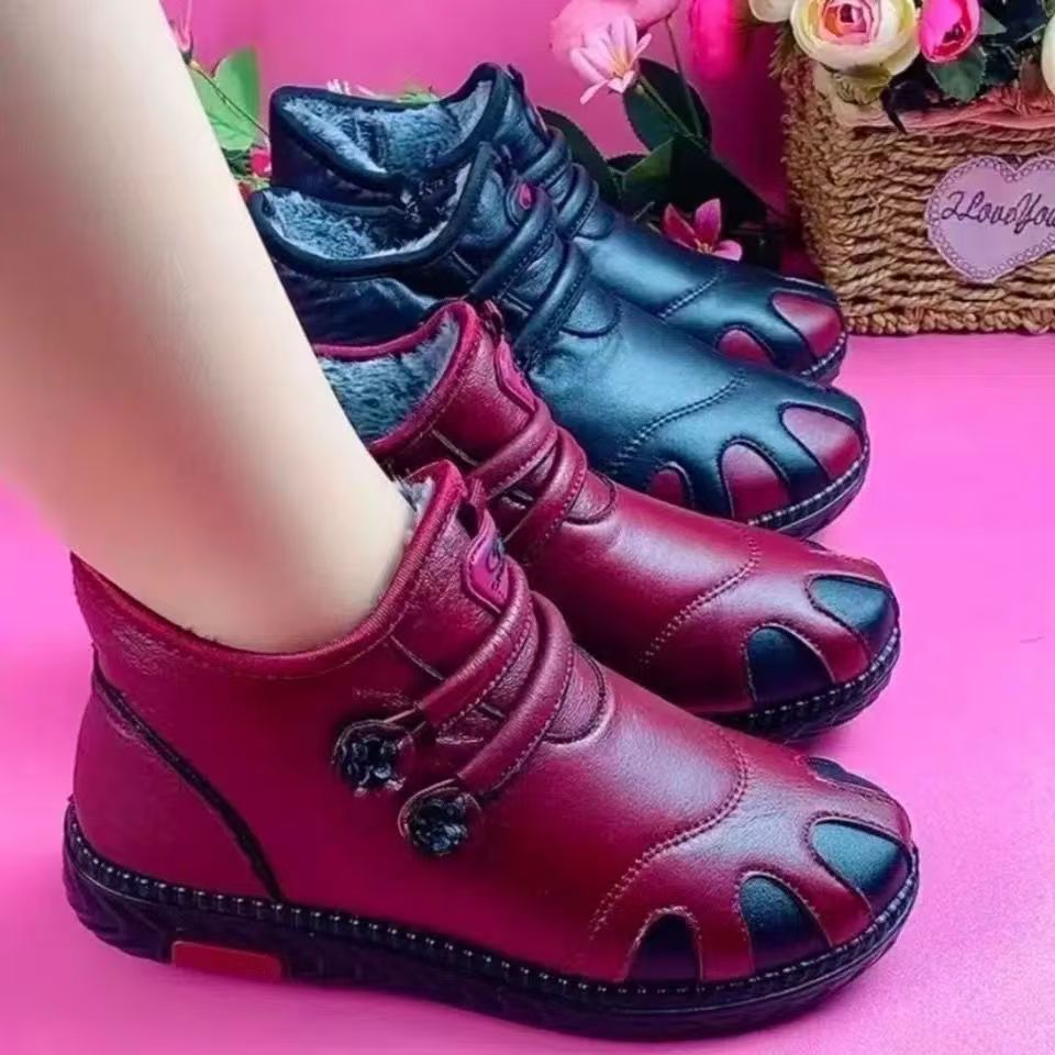 老北京布鞋女冬季新款皮面防水雪地靴加绒加厚妈妈棉鞋防滑雪地靴 到手价¥49.90